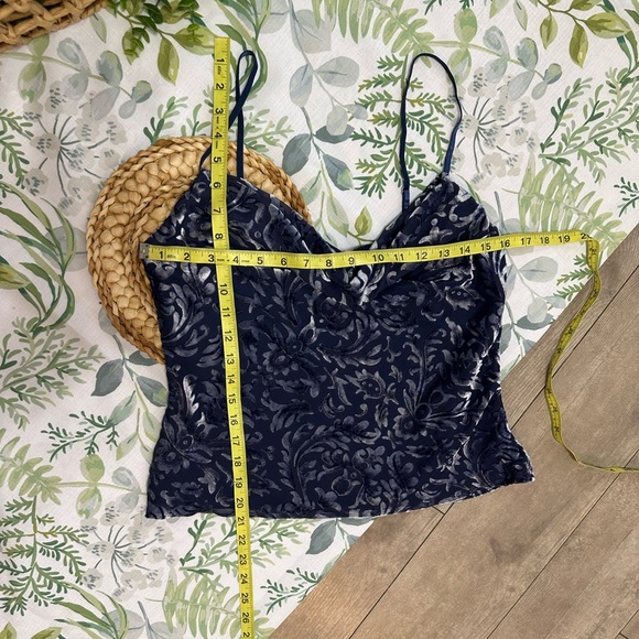 New Majorelle Women’s Velvet Cami Tank Top 90s Style Size Small - Picture 6 of 16